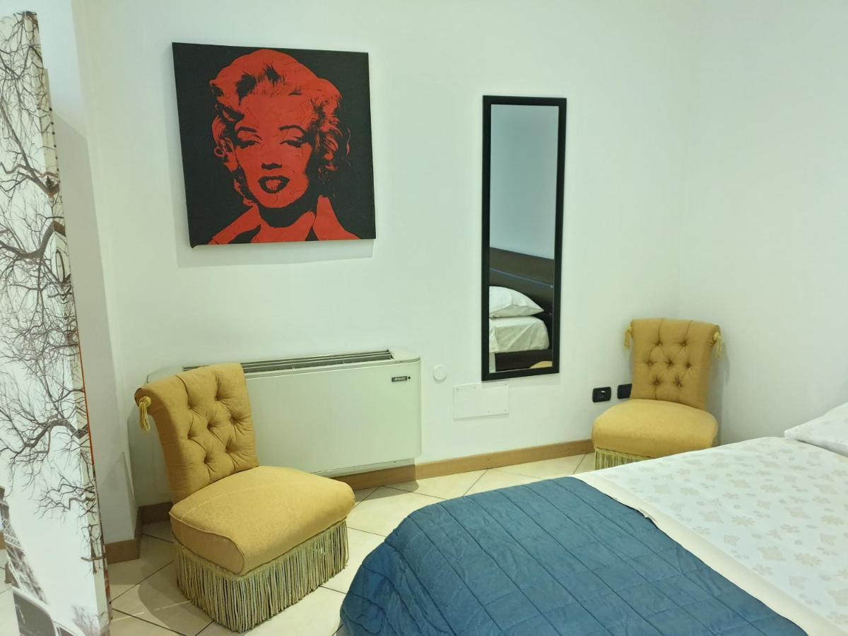 Locazione Turistica Da Lena Apartment Piacenza Bagian luar foto